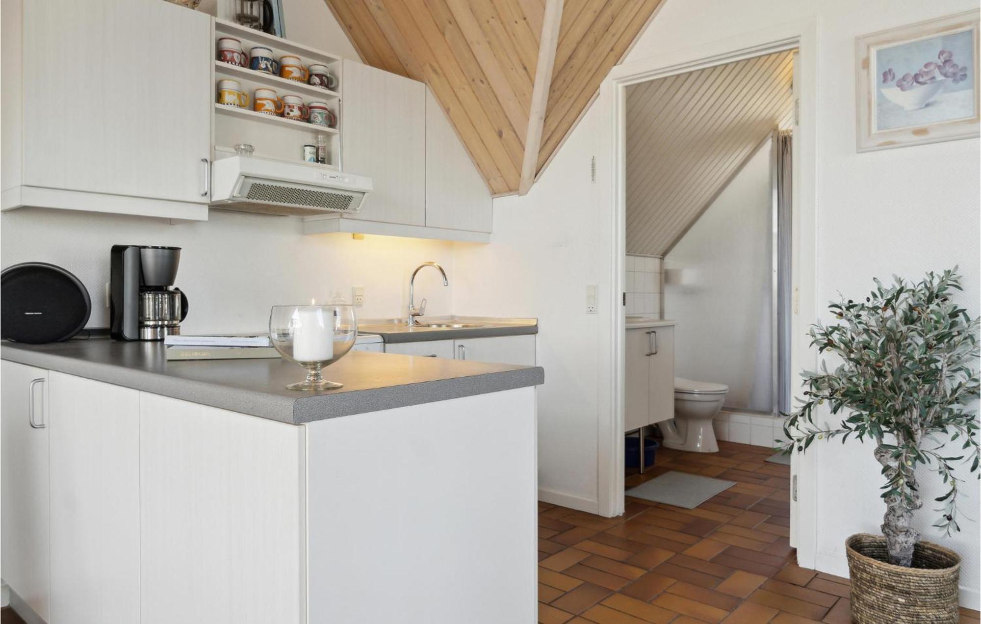 1 Bedroom Nice Apartment In Idestrup Bøtø By 외부 사진