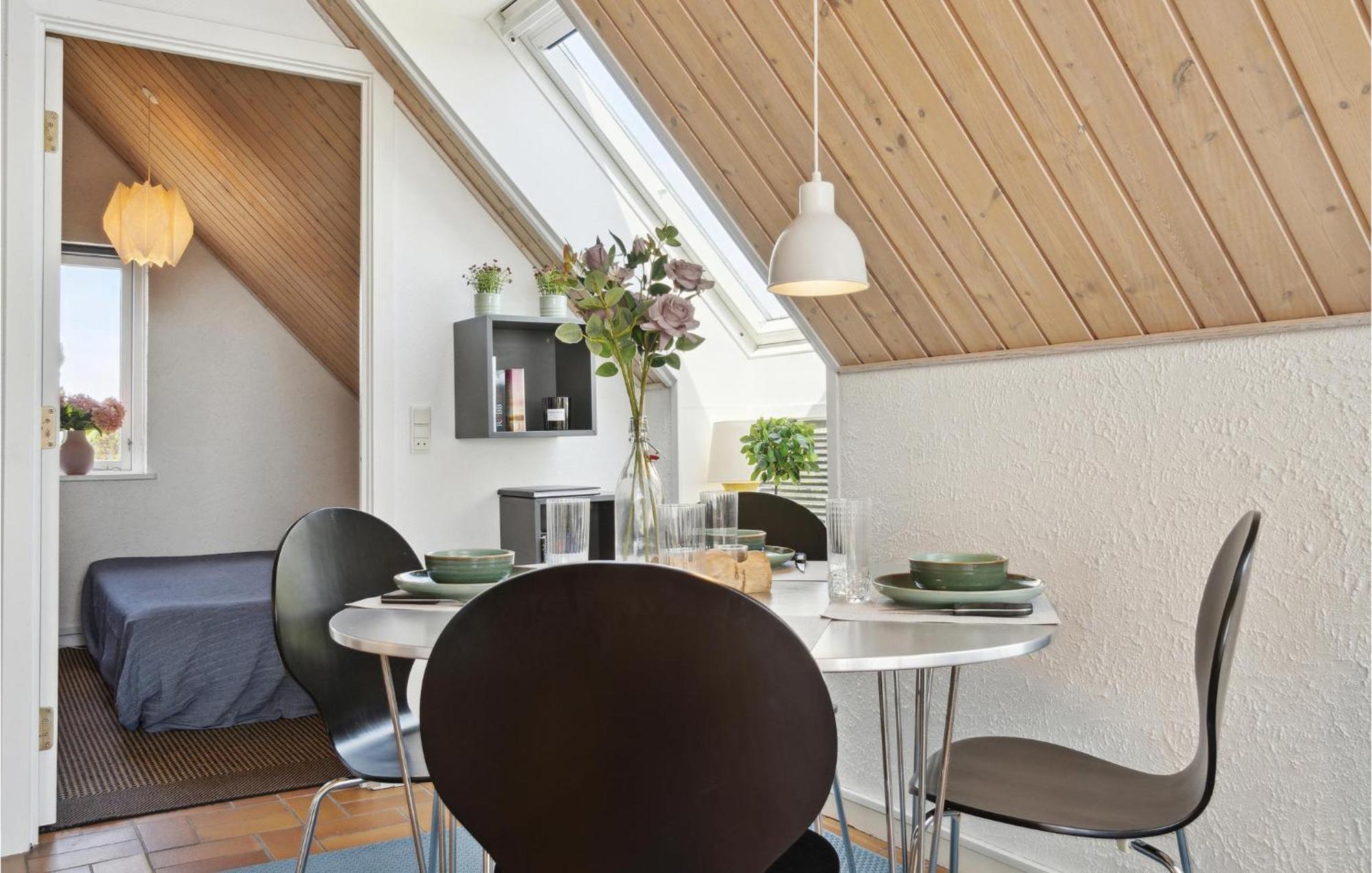 1 Bedroom Nice Apartment In Idestrup Bøtø By 외부 사진