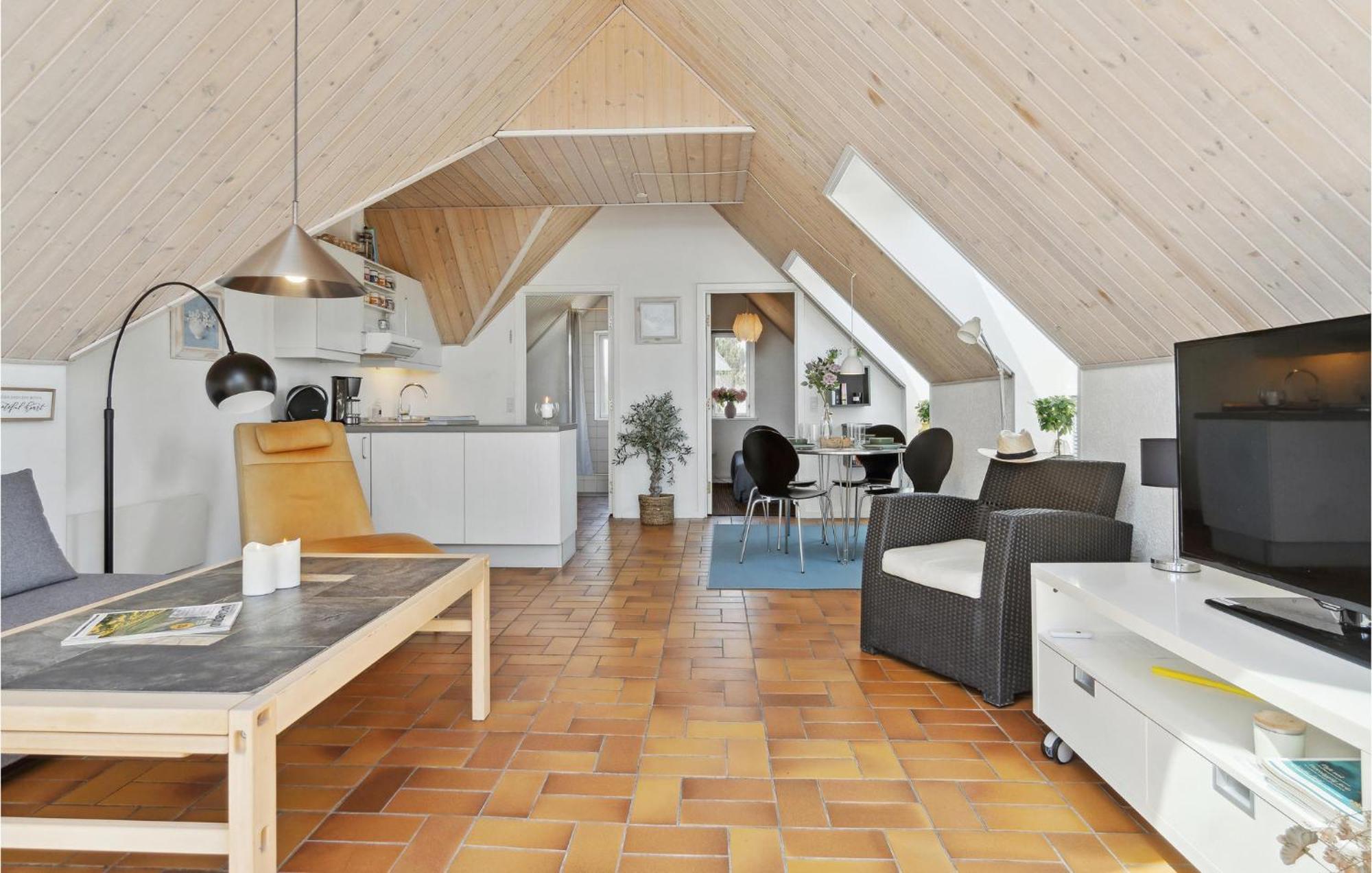 1 Bedroom Nice Apartment In Idestrup Bøtø By 외부 사진